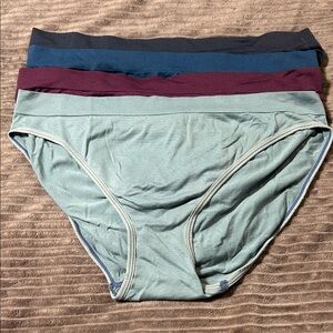 Women's Assorted Color Panties Set